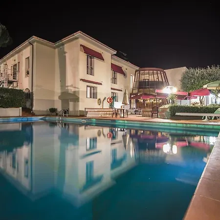 Kon Tiki Hotel San Vincenzo