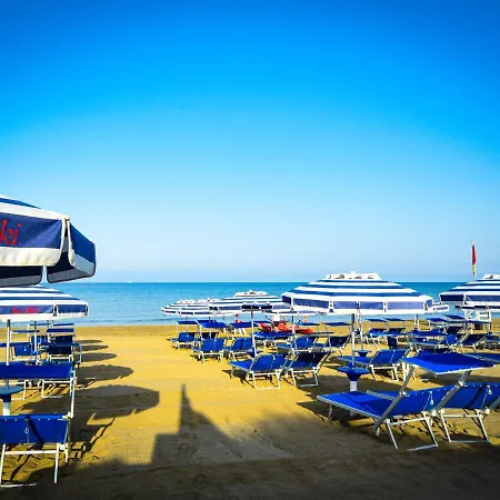 Kon Tiki Hotel