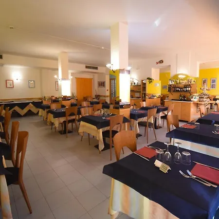 Hotel Kon Tiki 3*