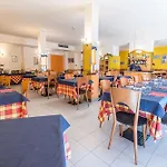 Kon Tiki Hotel 3*