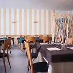 Kon Tiki Hotel