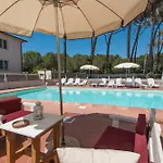 Hotel Kon Tiki 3*