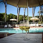 Hotel Kon Tiki 3*