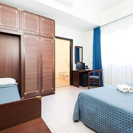 Hotell Kon Tiki San Vincenzo