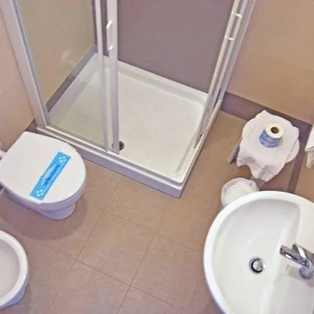 Kon Tiki Hotell San Vincenzo