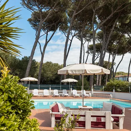 Hotel Kon Tiki 3*