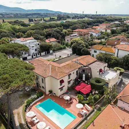 Kon Tiki Hotel San Vincenzo