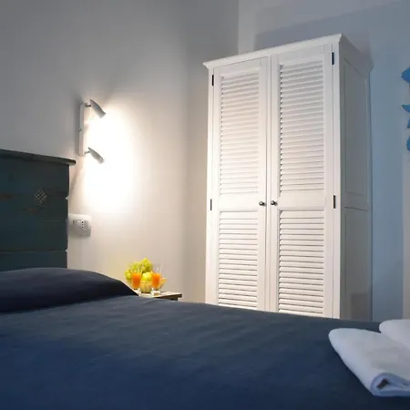 Hotel Kon Tiki 3*