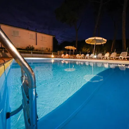 Kon Tiki Hotel 3*